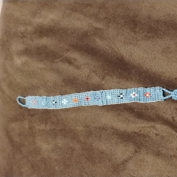 Native Beaded Bracelet - Picture 4 of 4